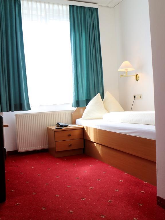 Hotel Gasthof Kasino فيلاخ الغرفة الصورة